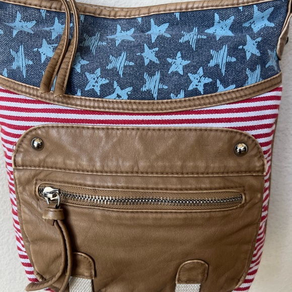 Cato Stars and Stripes Purse - Picture 2 of 8
